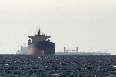 İngiltere, Hürmüz Boğazı'nı hedef alan saldırılarda ABD'ye üslerini açma kararı aldı