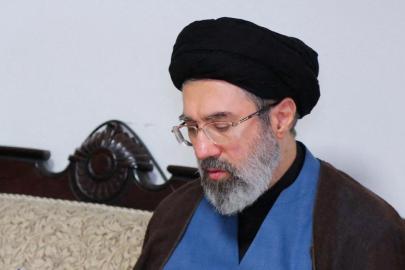 İran Büyükelçisi, yeni lider Hamaney'in tedavi için Rusya'ya getirildiği iddialarını yalanladı