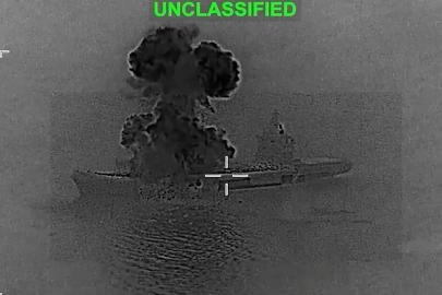 İranlı Tümgeneral Hatemi, ABD'nin İran donanma gemisine saldırısının cevapsız kalmayacağını söyledi