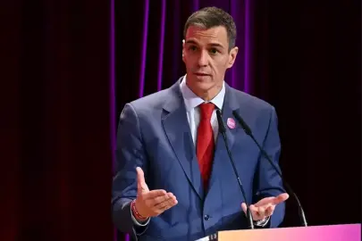 İspanya Başbakanı Sanchez: Yalnız değil, öncüyüz!