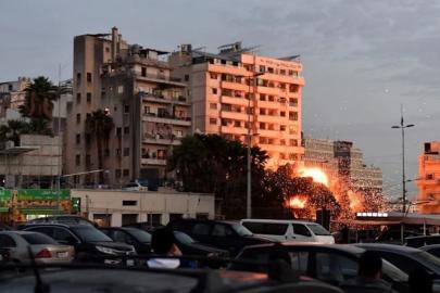 İsrail 15 katlı binayı yerle bir etti