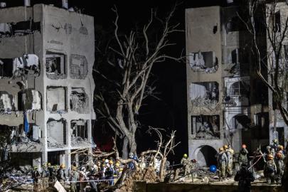 İsrail ordusu, Dimona ve Arad'ı vuran İran füzelerin birbiriyle ilgisiz hatalar sonucu önlenemediğini savundu