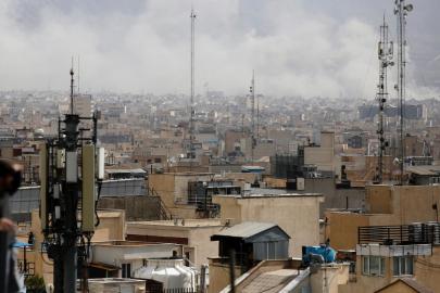 İsrail ordusu, Tahran ve Beyrut'a eş zamanlı hava saldırıları başlattığını duyurdu