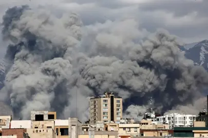 İsrail'in füze yağdırdığı Lübnan'da ölü sayısı 77'ye yükseldi