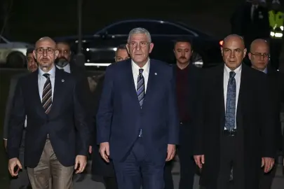 İYİ Parti Genel Başkanı Dervişoğlu, partisinin milletvekilleriyle iftarda bir araya geldi