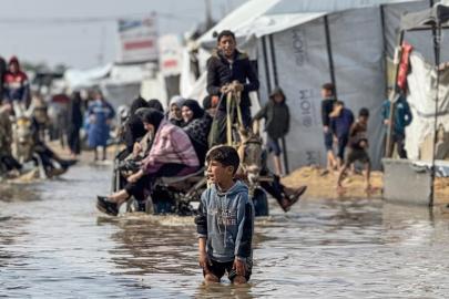 Katil İsrail'in Gazze'ye saldırılarında can kaybı 72 bin 116'ya yükseldi