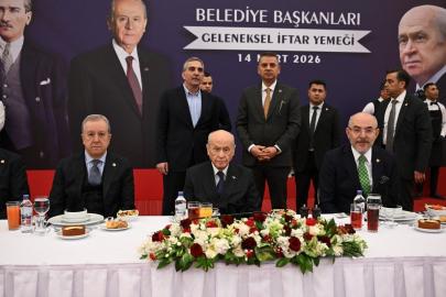 MHP Genel Başkanı Devlet Bahçeli, partisinin belediye başkanlarıyla iftarda bir araya geldi Açıklaması