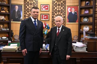 MHP'de İzzet Ulvi Yönter'in yerine Özgür Bayraktar atandı