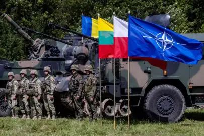 NATO'dan İran'a ateşi harlayacak uyarı: Gözümüz üzerinizde