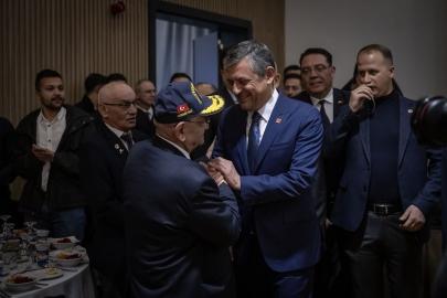 Özgür Özel: Gazilere ve Şehit Ailelerine Destek Sözümüz Var