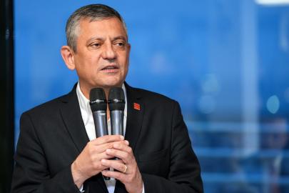 Özgür Özel'den dikkat çeken "asgari ücret" önerisi