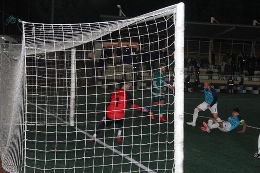 Rakibin gol atmasına müsaade eden futbolcuların savunmaları alındı