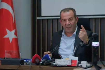 Tanju Özcan görevinden uzaklaştırıldı