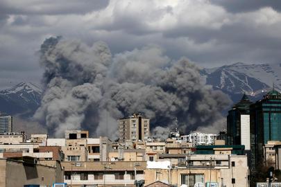 Tesnim: Sınır karakollarına düzenlenen ABDİsrail saldırılarında 41 asker öldü