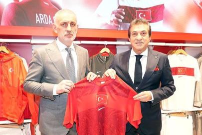 TFF Başkanı İbrahim Hacıosmanoğlu: Allah'ın izniyle Dünya Kupası'na gideceğiz