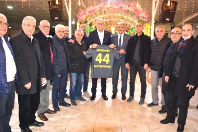 TVF Başkanı Üstündağ, Malatya'da iftar programına katıldı