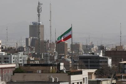 WSJ: ABD ve İsrail, İran'a yönelik saldırılarında 2 bin hedefi vurdu