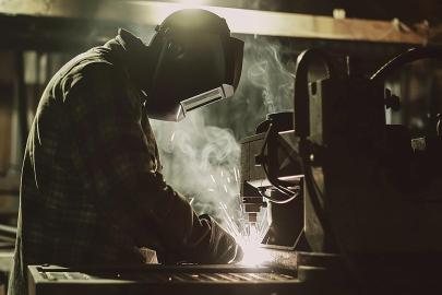 Yardıma muhtaç kişilere istihdam desteği