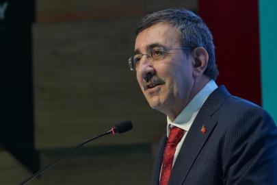Yılmaz: Azimle inşa ettiğimiz Türkiye Yüzyılı'nın en sağlam dayanağı Çanakkale ruhudur