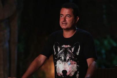 Acun Ilıcalı’dan kızlarıyla aile pozu