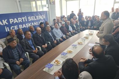 AK Parti Manisa'da "Bölgesel Mahalle Başkanları Toplantısı"nı yaptı