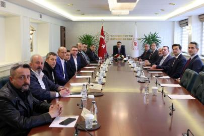 Bakan Bayraktar, maden işçilerini kabul etti