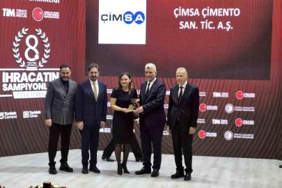 Bakan Bolat: "Cumhurbaşkanımızın liderliğinde Türkiye'ye son 23 yılda her alanda çağ atlattık"