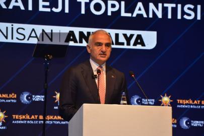 Bakan Ersoy: Artık her yıl kendini aşan ve yeni rekorlar kıran bir Türk turizmi var
