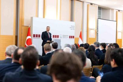 Bakan Fidan, Viyana Diplomasi Akademisi'nde düzenlenen konferansa katıldı
