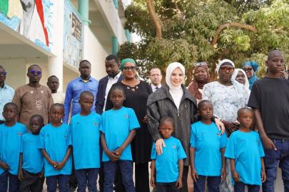 Bakan Göktaş, Senegal'de Türkiye'nin destekleriyle faaliyet gösteren sosyal hizmet merkezlerini ziyaret etti