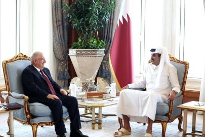 Bakan Güler Katar Emiri ile görüştü