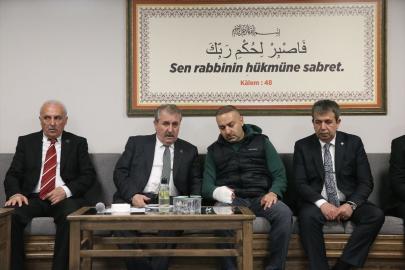 BBP Genel Başkanı Destici, Kahramanmaraş'ta okula saldırıda yaralanan öğrencileri ziyaret etti Açıklaması