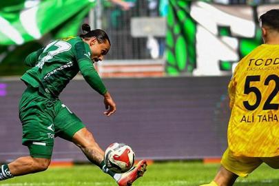Bursaspor kazandı, şampiyonluğun kapısını araladı! Maç sonucu Ankara Demirspor - Bursaspor: 0-1 (TFF 2. Lig)