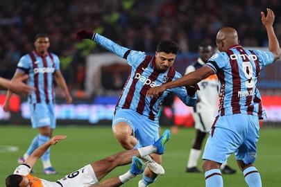 CANLI| Trabzonspor 90+3'te yıkıldı! Fırtına fırsat tepti, Başakşehir'den altın gol... (Maç özeti | Trabzonspor 1-1 Başakşehir)