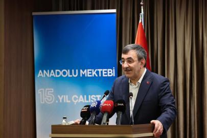 Cevdet Yılmaz: Bilimsel ve teknolojik ilerlemeleri ahlakla birlikte geliştireceğiz