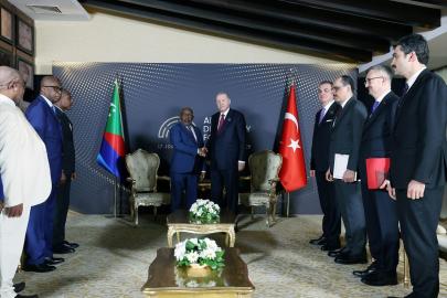 Cumhurbaşkanı Erdoğan, Komorlar Birliği Cumhurbaşkanı Azali Assoumani ile görüştü