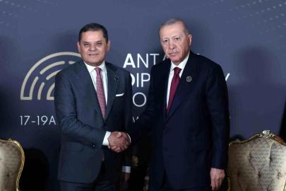 Cumhurbaşkanı Erdoğan, Libya Milli Birlik Hükümeti Başbakanı Abdülhamid Dibeybe ile bir araya geldi