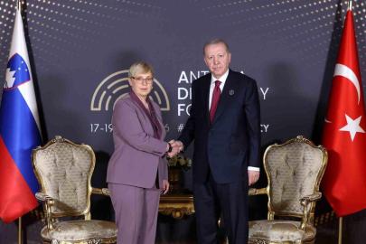 Cumhurbaşkanı Erdoğan Slovenya Cumhurbaşkanı Natasa Pirc Musar ile görüştü