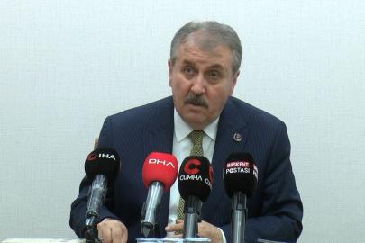 Destici: Türkiye şu anda adeta yarı savaş halinde sayılır