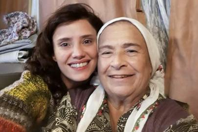 Devlet Tiyatrosu'nun usta ismi Feyha Çelenk hayatını kaybetti