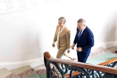 Dışişleri Bakanı Fidan, İngiltere'de