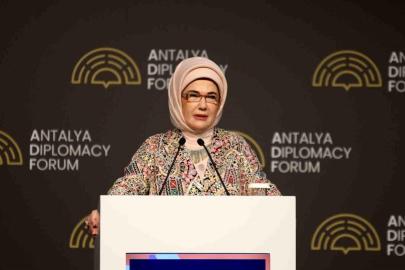 Emine Erdoğan, "Filistin İçin Tek Yürek" temalı programa katıldı