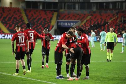 Gaziantep FK 3 maç sonra güldü