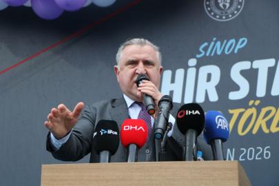 Gençlik ve Spor Bakanı Bak: Çocukları kötü alışkanlıklardan uzak tutalım, spor salonlarına getirin