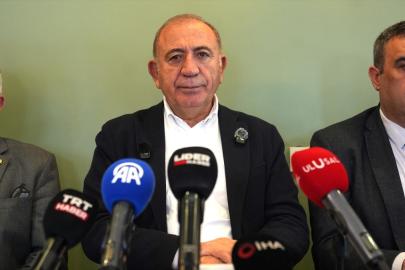 Gür?sel Tekin İstanbul'da basın toplantısı düzenledi Açıklaması
