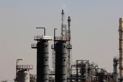 İran petrol üretiminde zorunlu kısıntı eşiğinde