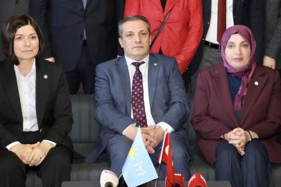 İYİ Parti Genel Başkan Yardımcısı Ofluoğlu, Trabzon'da basın toplantısı düzenledi Açıklaması