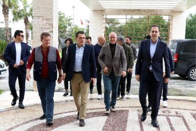 KKTC'nin üç bakanından Antalyaspor'a ziyaret