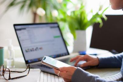 Malezya'da kamu çalışanları yakıt tasarrufu için uzaktan çalışacak