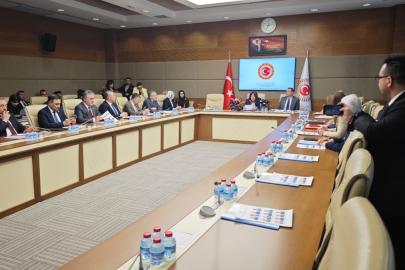 Okul Olaylarını ve Dijital Riskleri Araştırma Komisyonu Başkanlığı'na AK Parti'li Beyazıt seçildi